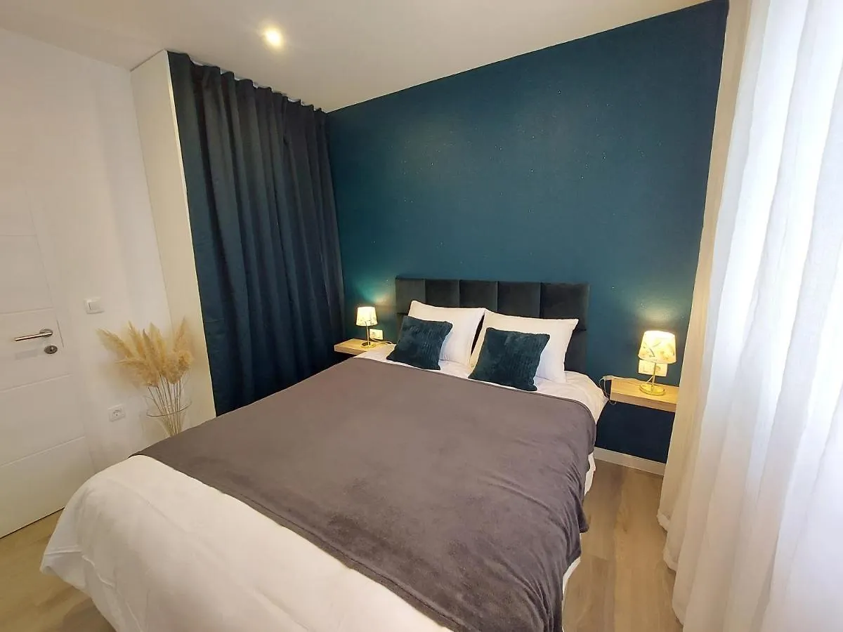 Apartments Amare Kali 0*,