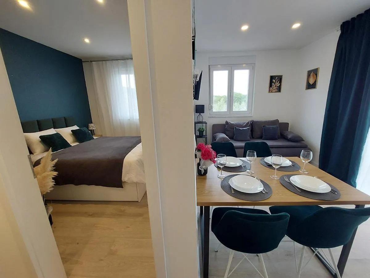 Apartments Amare Kali
