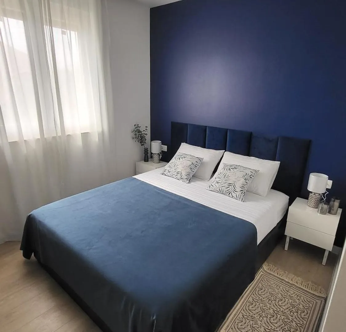 Apartments Amare Kali