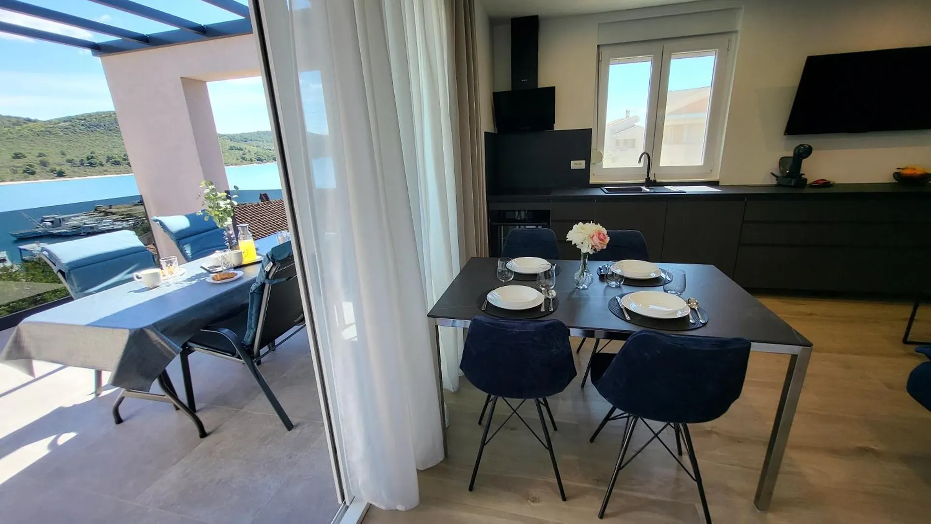 Apartments Amare Kali