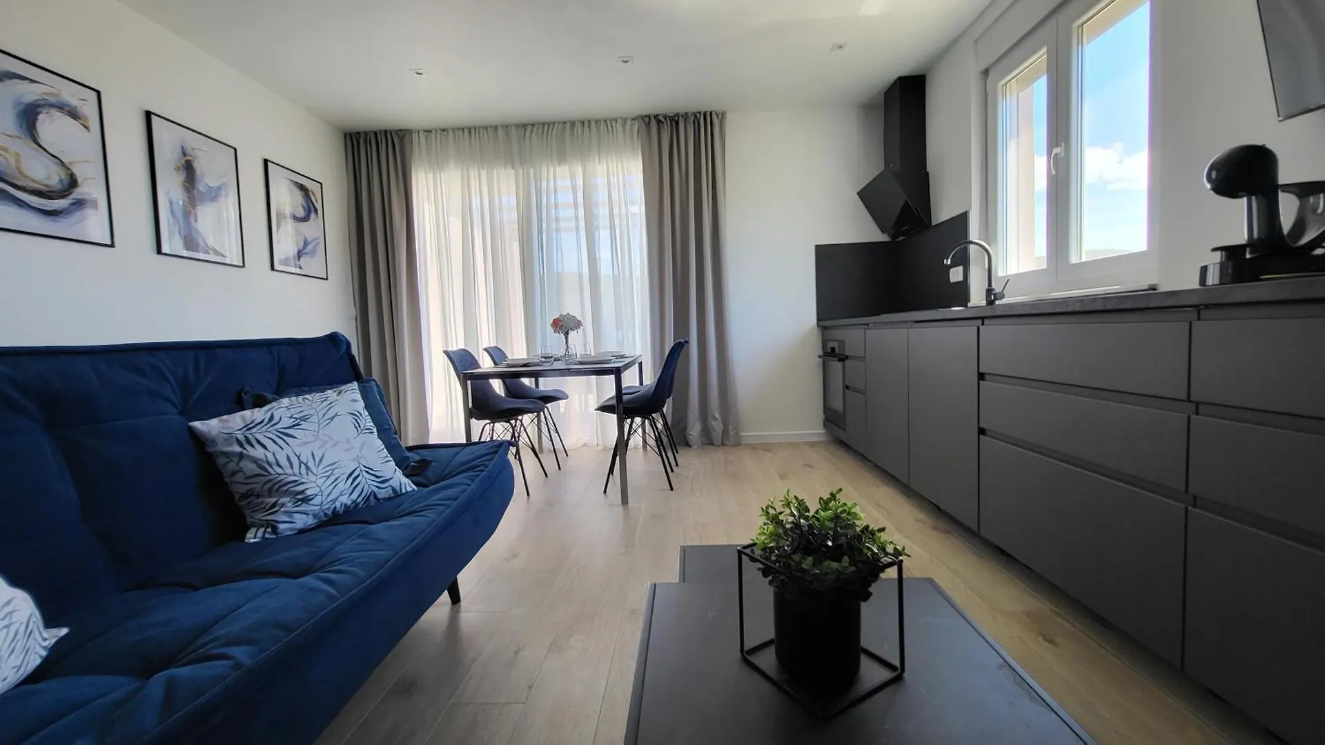 Apartments Amare Kali